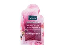 Sale da bagno Kneipp Bath Pearls Your Moment All To Youself Magnolia 60 g