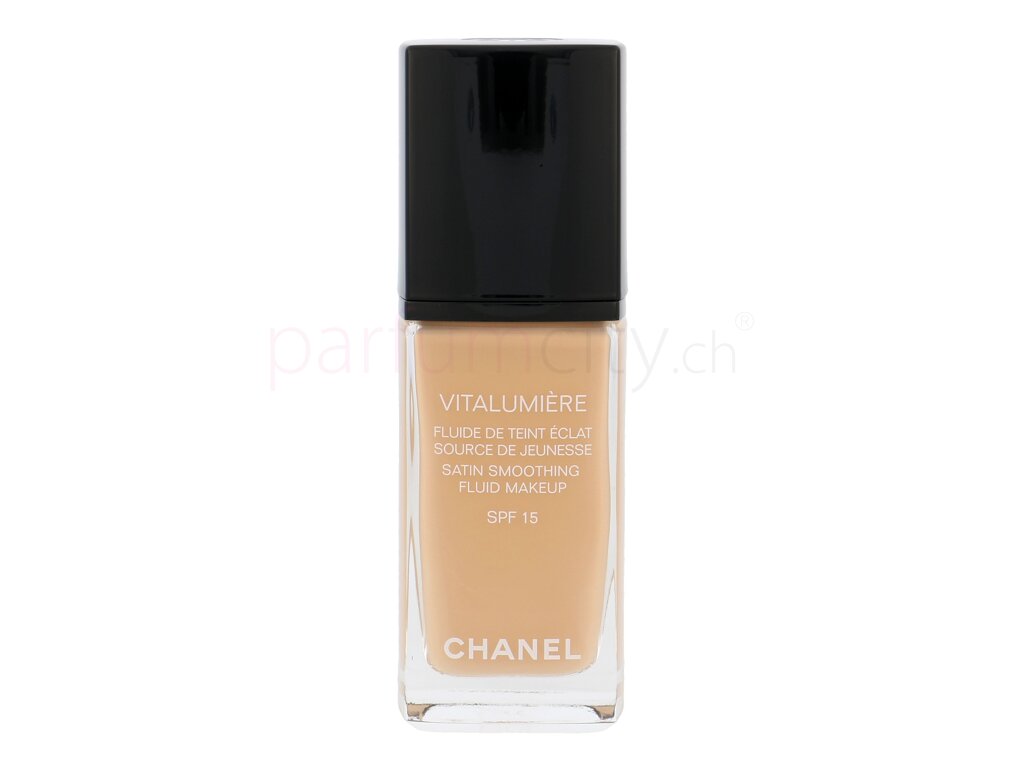  Chanel Vitalumiere Aqua Ultra Light Skin Perfecting Makeup SPF  15-30 ml, No.40 Beige : Foundation Makeup : Beauty & Personal Care